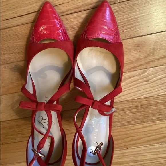Red Leather Shoes, Pointy toe, bow, adjustable strap, size 6, fits like 6.5-7 - Picture 8 of 14